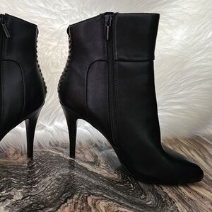 IMPO! "Olympia" black 4" heeled boots. Brand new